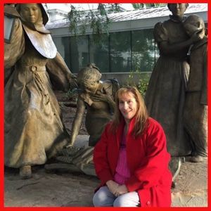 Meet your Posher, Darleen